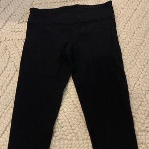 Ivivva Reversible Black Capri Leggings